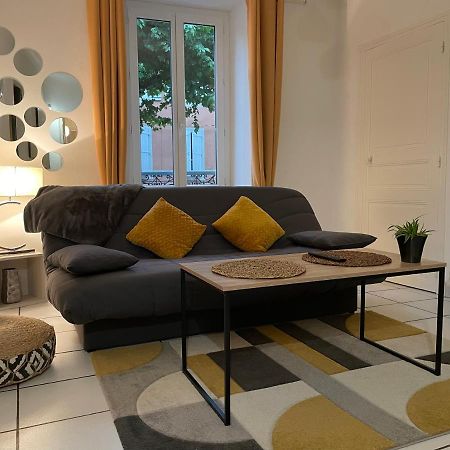 Apartamento T2 Plein Centre Au 1Er Etage Avec Parking Prive Millau Exterior foto