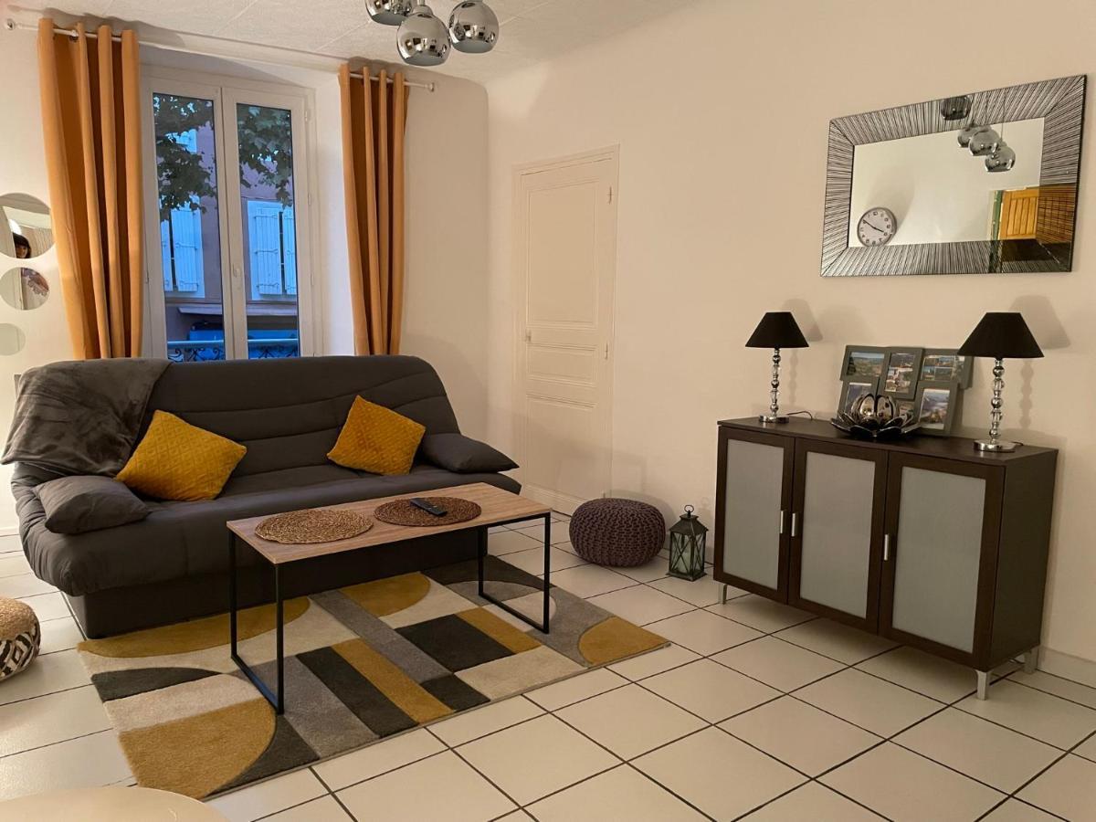 Apartamento T2 Plein Centre Au 1Er Etage Avec Parking Prive Millau Exterior foto