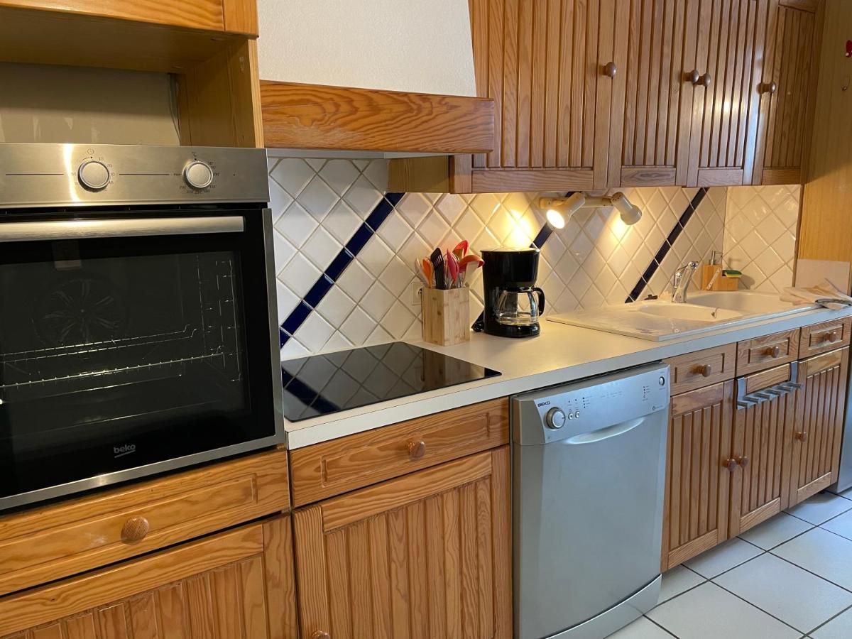 Apartamento T2 Plein Centre Au 1Er Etage Avec Parking Prive Millau Exterior foto