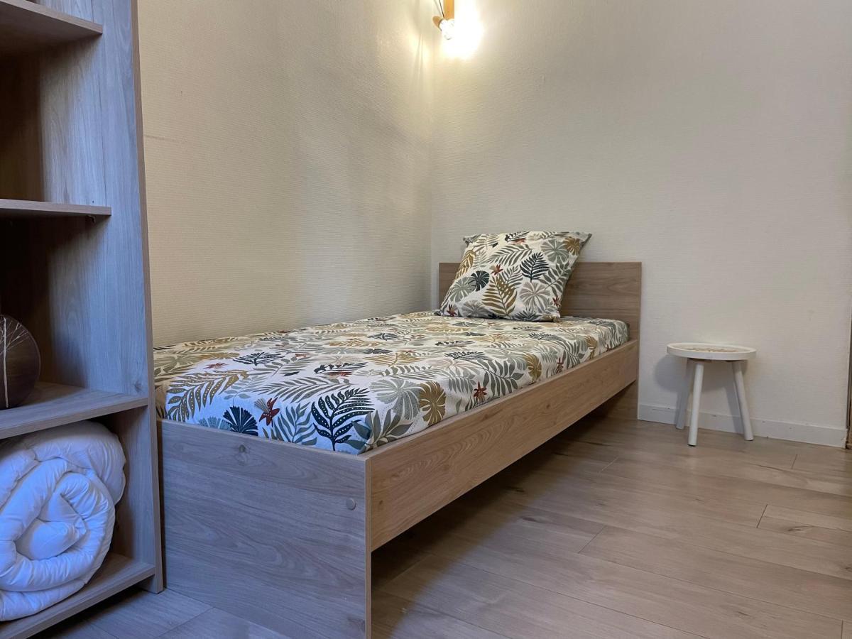 Apartamento T2 Plein Centre Au 1Er Etage Avec Parking Prive Millau Exterior foto