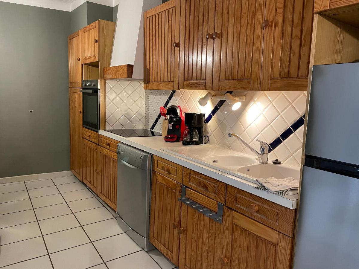 Apartamento T2 Plein Centre Au 1Er Etage Avec Parking Prive Millau Exterior foto